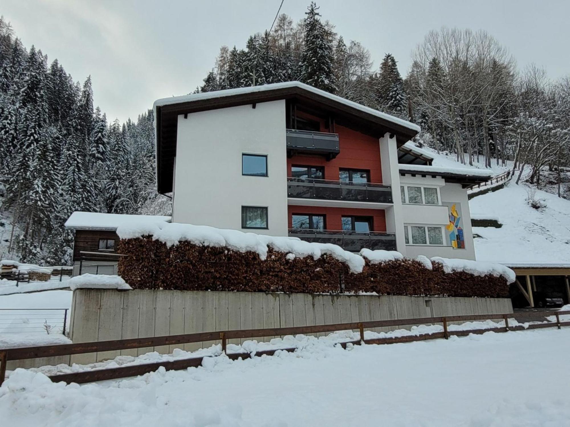 Urgbach Apart.1 *